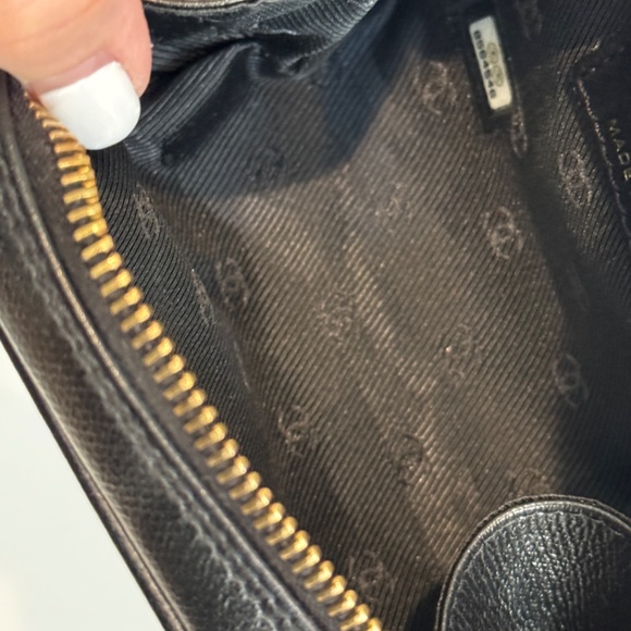 CHANEL BUTTON POUCH COSMETIC CASE - Picture 9 of 15